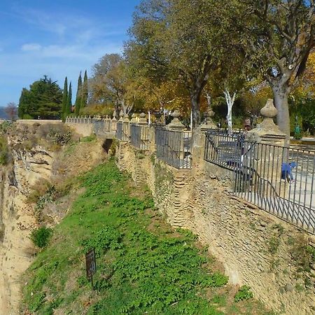 Casa La Puerta De Ronda Leilighet Cuevas del Becerro Eksteriør bilde