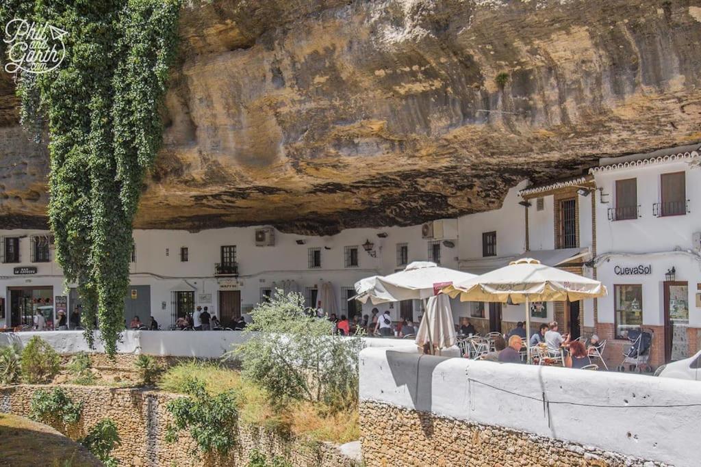 Casa La Puerta De Ronda Leilighet Cuevas del Becerro Eksteriør bilde