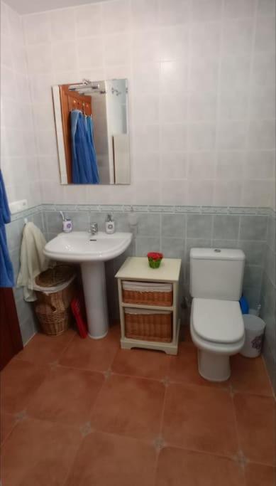 Casa La Puerta De Ronda Leilighet Cuevas del Becerro Eksteriør bilde